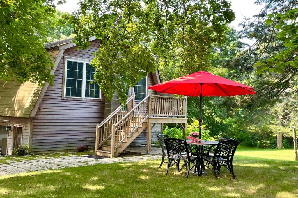 מדיסון Newly Renovated Carriage House Near Town & Beaches מראה חיצוני תמונה