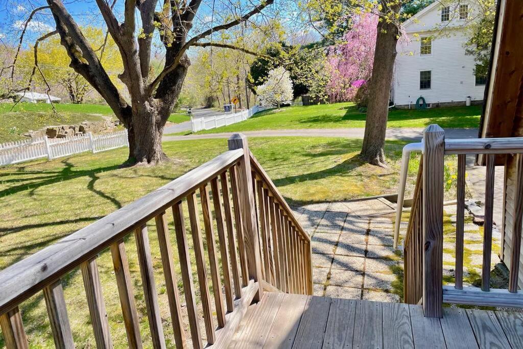 מדיסון Newly Renovated Carriage House Near Town & Beaches מראה חיצוני תמונה