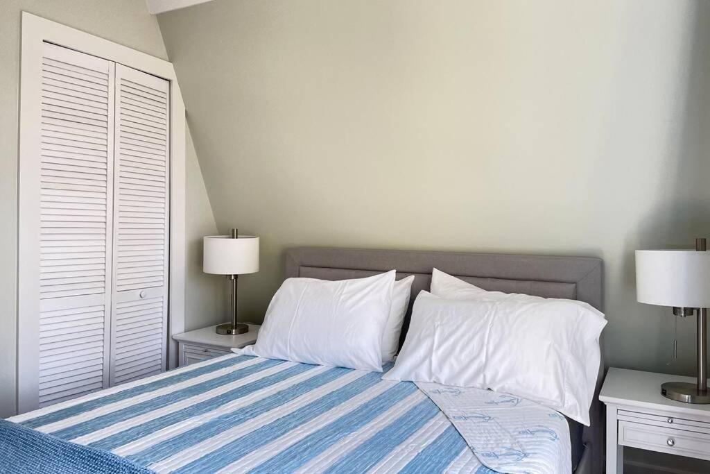 מדיסון Newly Renovated Carriage House Near Town & Beaches מראה חיצוני תמונה